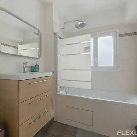 Ferienhaus Flexliving - - Losserand